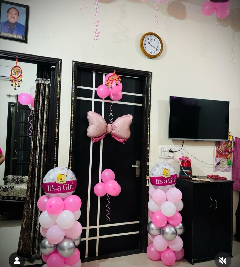 Gate entry for girl welcome