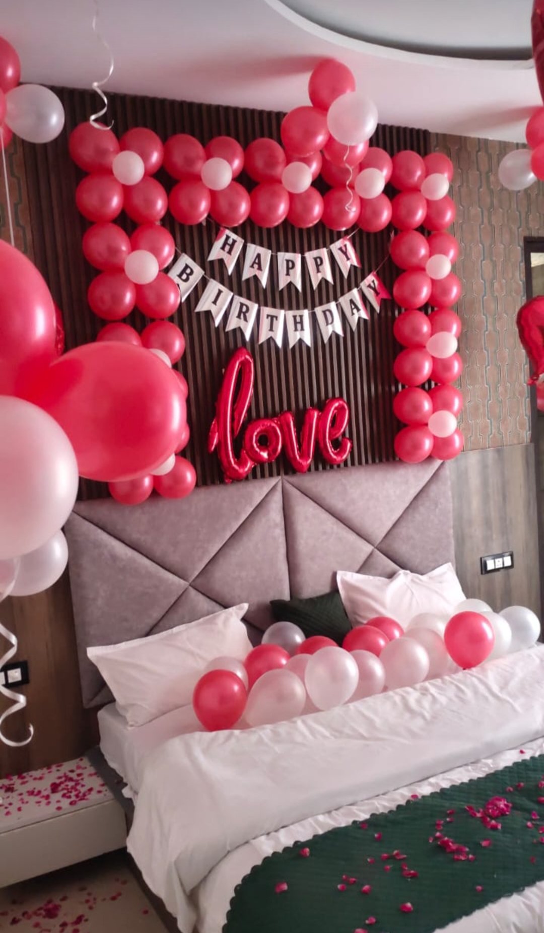 Wall Decoration with Romantic