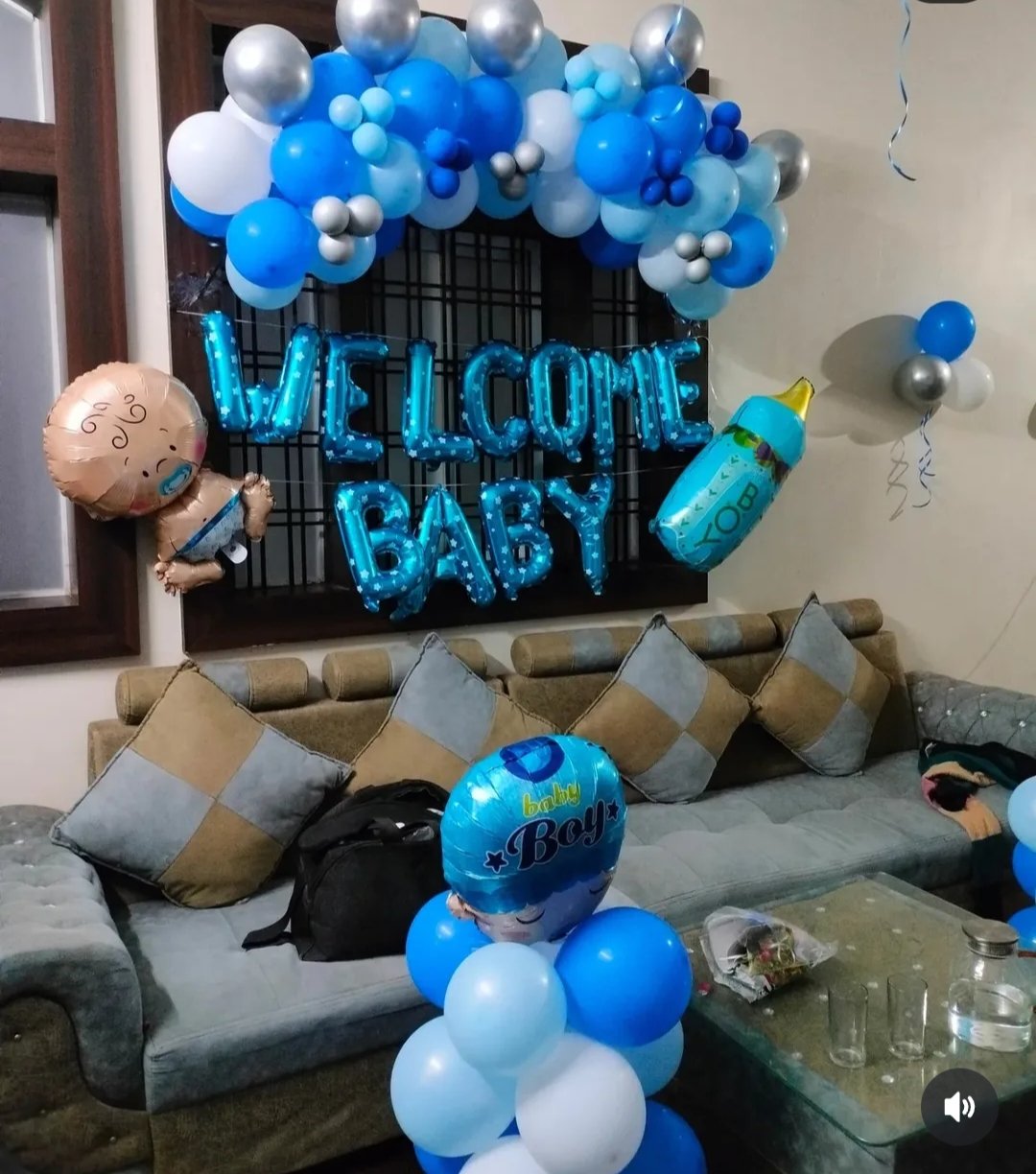 Welcome decoration with sofa