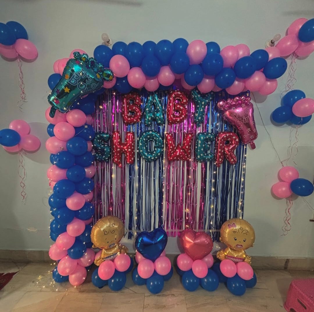 baby shower with small pillars