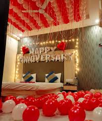 romantic anniversary balloon decoration